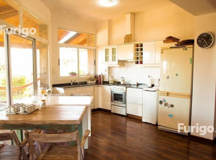 Venta Casa con Pileta en Casilda - 2