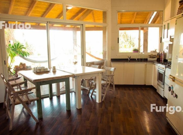 Venta Casa con Pileta en Casilda - 3