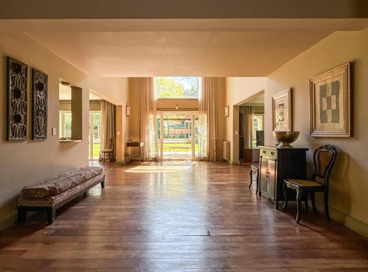 Excelente Casa de Categoría en Pacheco/ 3000 m² de Lote - 5 Dorm - Pileta - Play - 4
