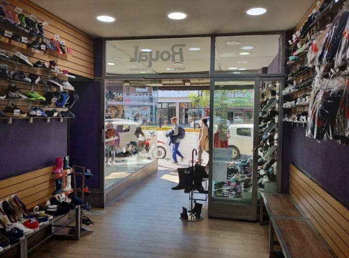 Local Comercial + Departamento Integrado - 3