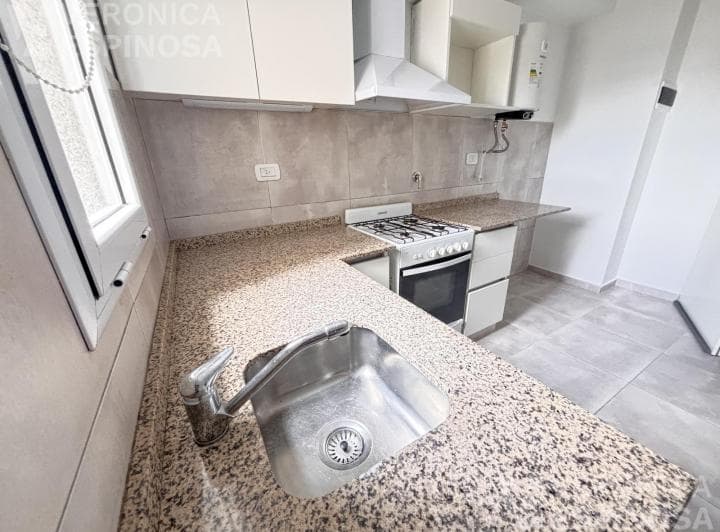Departamento de un Ambiente en Venta, Morón. Entrega Inmediata. - 4