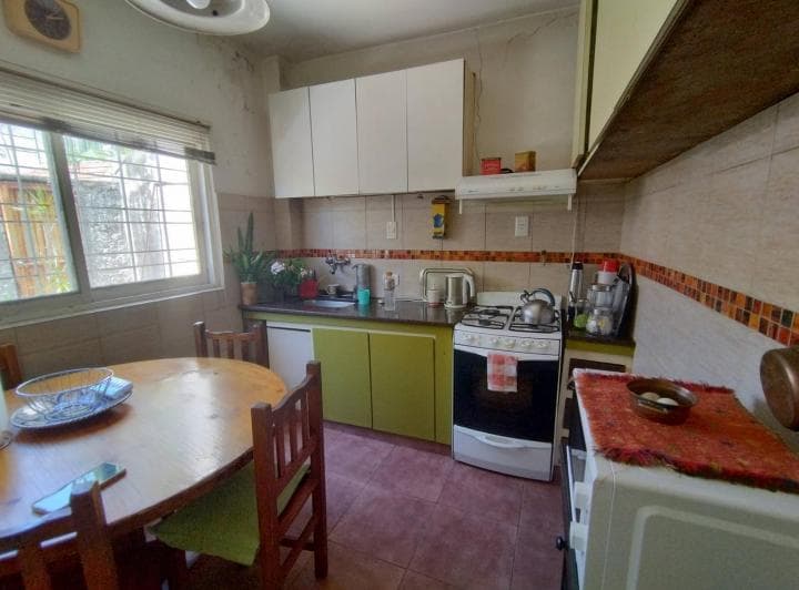 Casa a Refaccionar de 3 Ambientes - 3