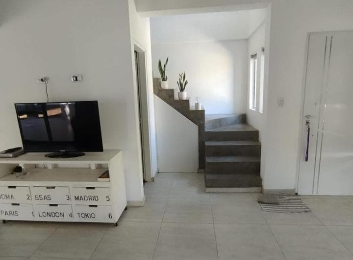 Casa 4 Ambientes con Pileta - en Venta - El Carmencito - 4