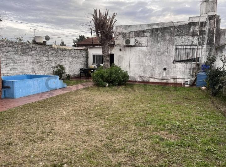 Casa con Local - a Reciclar - en Venta - en Rincon de Milberg - 5