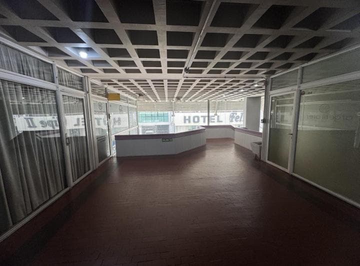 Venta Dos Oficinas Contiguas en Galeria Argenta - 3