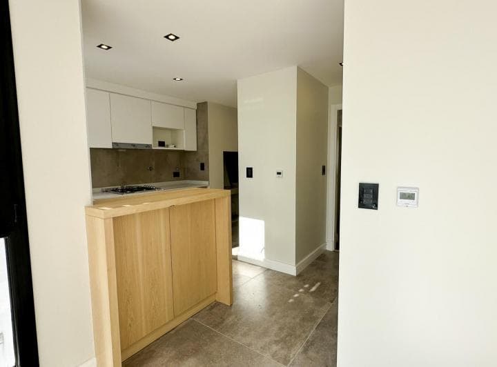 Venta, Piso de 3 Ambientes a Estrenar, La Perla, H. Irigoyen y 11 de Septiembre - 5