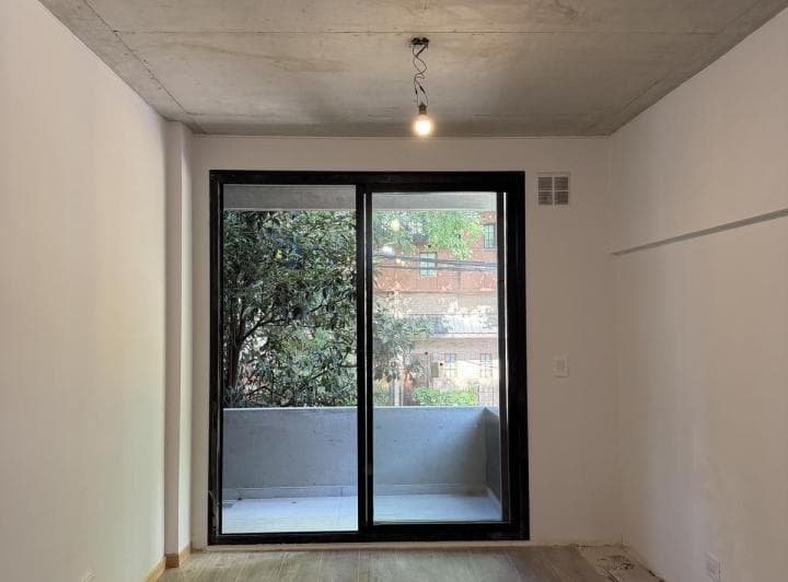Semipiso 2 Amb Baño y Toiltte con Cochera /financiación - 2