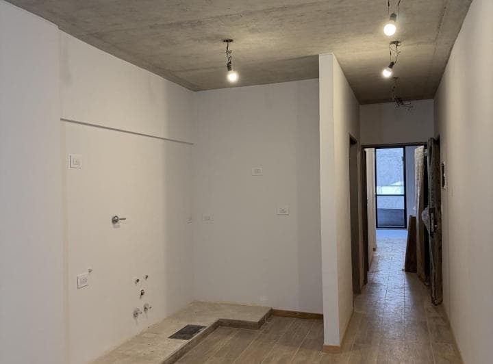Semipiso 2 Amb Baño y Toiltte con Cochera /financiación - 5