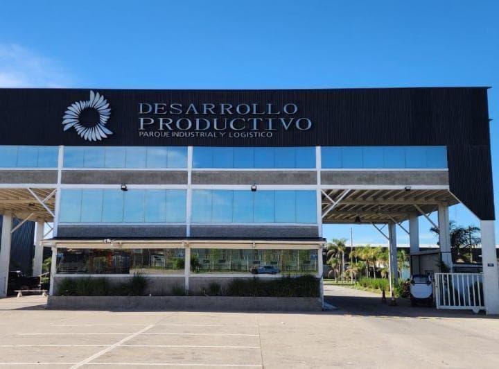 Galpon 1200 m² en Venta - 2