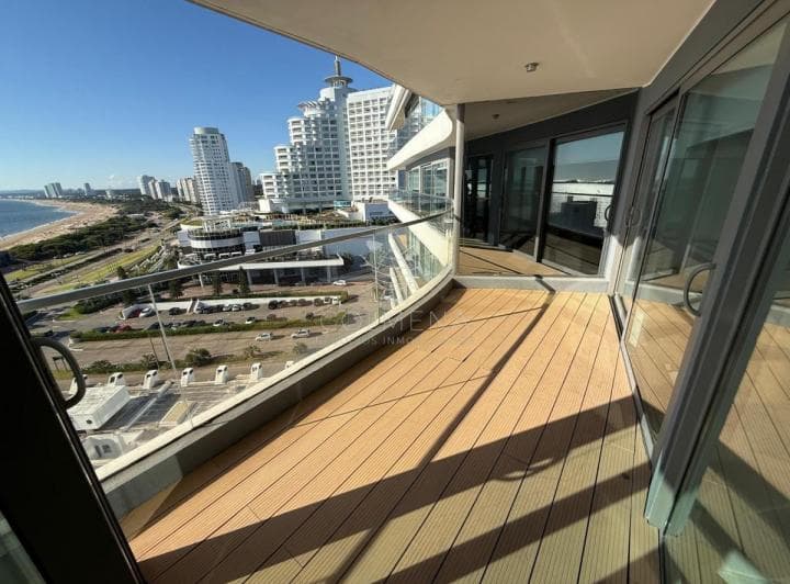 Venta de Apartamento 4 Ambientes - Peninsula, Punta del Este - 3