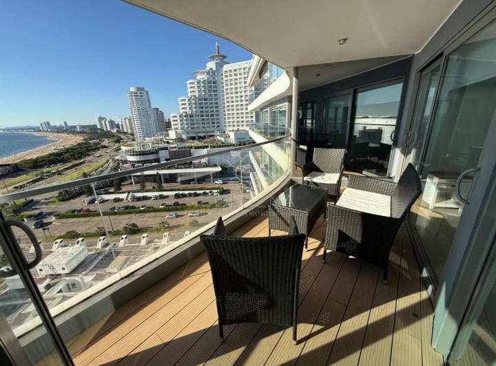 Venta de Apartamento 4 Ambientes - Peninsula, Punta del Este - 2