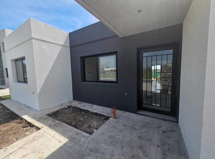 Casa en Venta en Santa Elisa 5 Ambientes con Piscina, Pilar del Este, Pilar - 3
