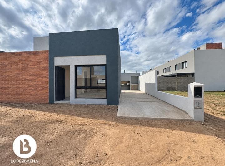 Duplex a La Venta 2 Dorm. 1 Baño - Rincones de Manantiales - 3