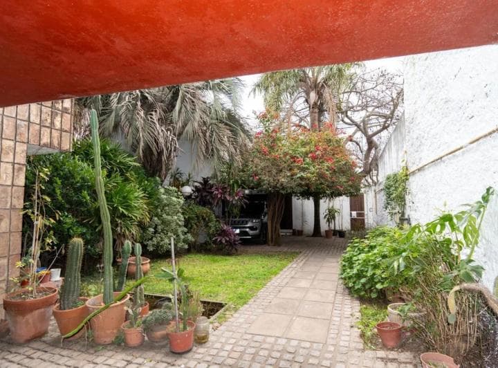 Casa en Venta Tres Dorm. Zona Parque Casado - 4