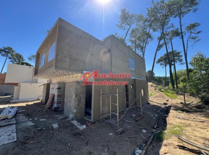 Casa a Estrenar en Pinares. Punta del Este - 5
