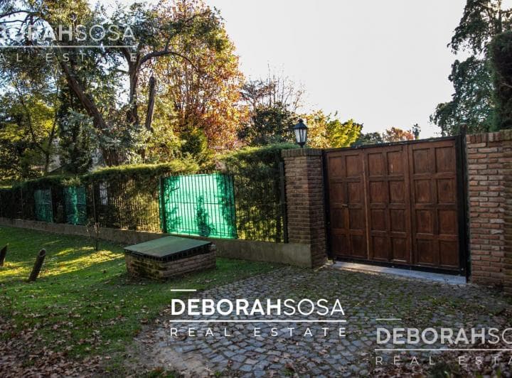 Casa en Venta 6 Amb. Doble Lote - Pileta - Acacias Blancas (Barrio Abierto) - 2
