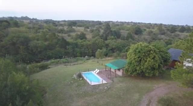 Complejo de 4 Casas de Campo con Costa de Río Propia en Reartes (Fondo de Comercio Activo) - 4