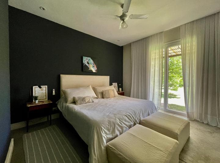 Excelente Casa en La Argentina. 4 Dorm. en Suite - 5