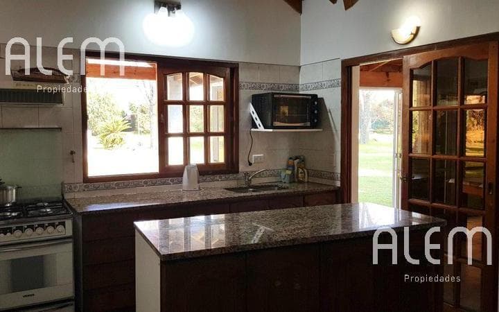 Casa en Venta en El Ombú - 4