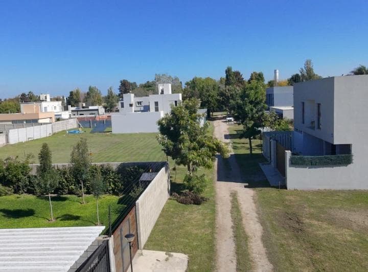 Venta de Terreno Apto Crédito en Gonnet, La Plata - 4