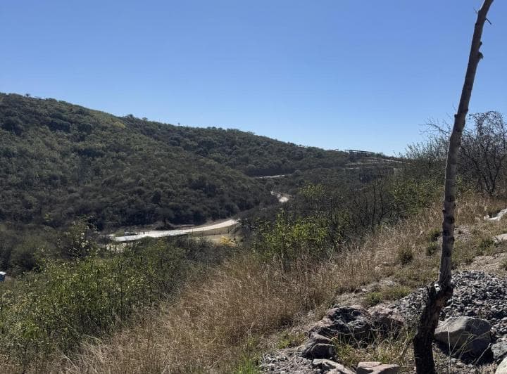 ¡Venta! Lote en La Deseada ¡Se Recibe Departamento! - 2