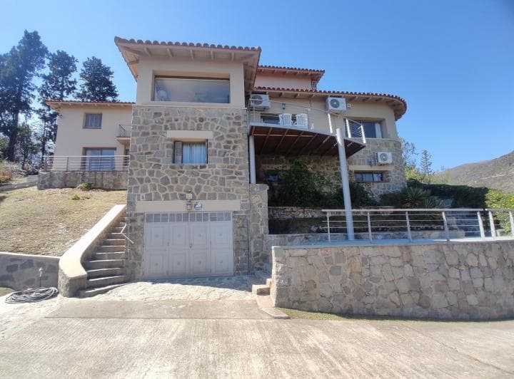 Casa en Venta – Bº Villa Eden – La Falda - A112 - 2