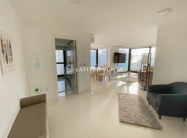 Apartamento en Mansa, 3 Suites - 2