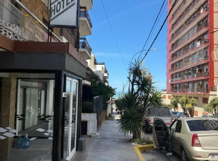 Hotel - La Perla - 3
