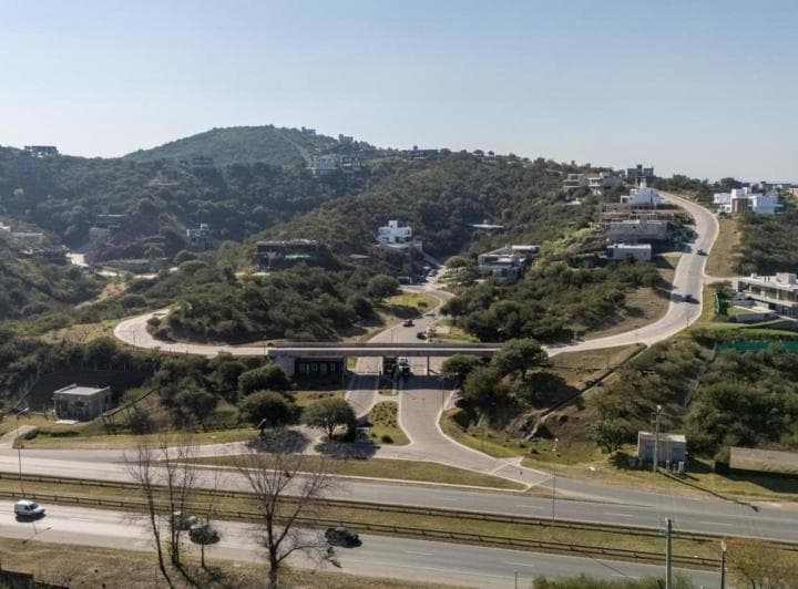 La Deseada Lote Central en Venta 1100 m² - 2