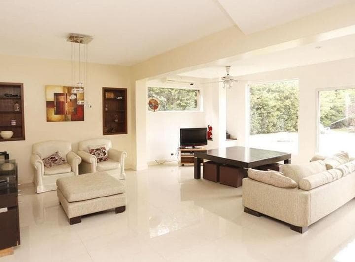 Hermoso Chalet en Venta en El Country El Lauquen - 5