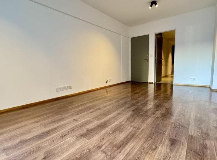 Departamento de 2 Dorm. en Venta en Centro - 2