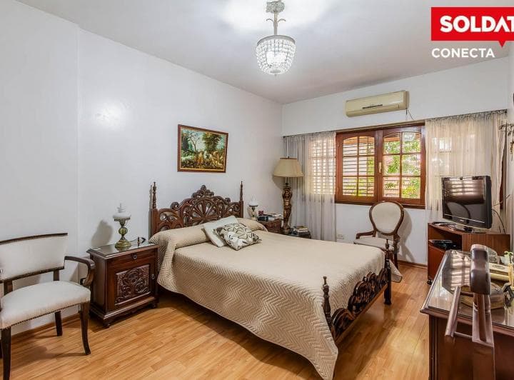 Casa 5 Ambientes con Terraza y Quincho en Venta - Balvanera - 5