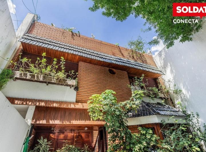 Casa 5 Ambientes con Terraza y Quincho en Venta - Balvanera - 2