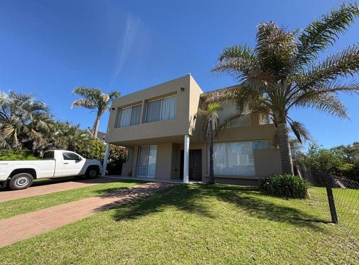 Casa en Venta Campana - 2