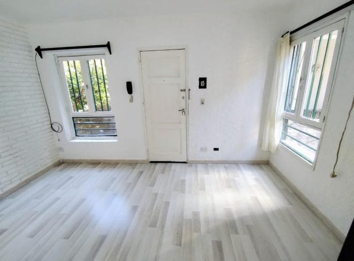 Departamento en Venta Dos Dorm. Al Frente - Cerrito 53 - 4