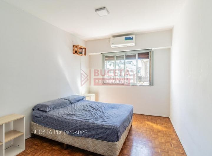 Venta. Amplio Departamento 4 Ambientes con Dependencia - 3