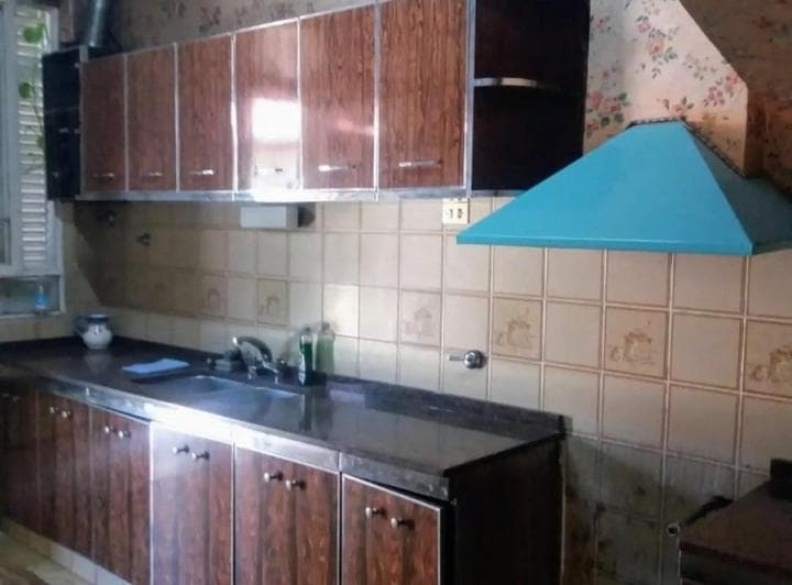 Casa y Terreno en L, Doble Ingreso | Av Eva Peron - 5
