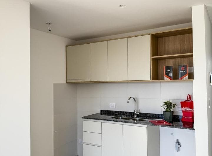 Departamento de Dos Ambientes en Venta - Moron Sur - 2