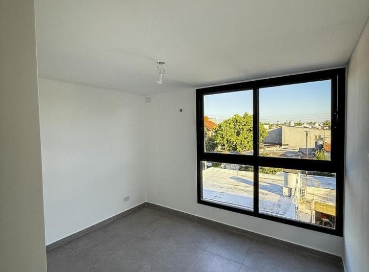 Departamento de Dos Ambientes en Venta - Moron Sur - 3