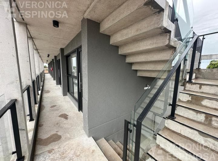 Departamento en Venta, Dos Ambientes, Moron. con Patio Propio. - 4