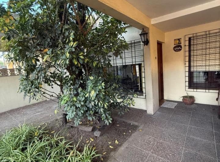 Venta Casa 3 Dorm. Merlo Fondo Libre - 3