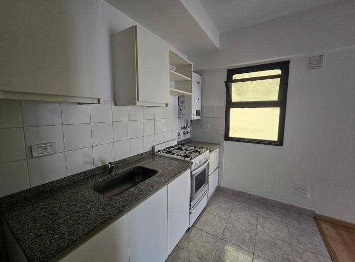 Departamento 3 Ambientes con Balcon - Caballito - 5