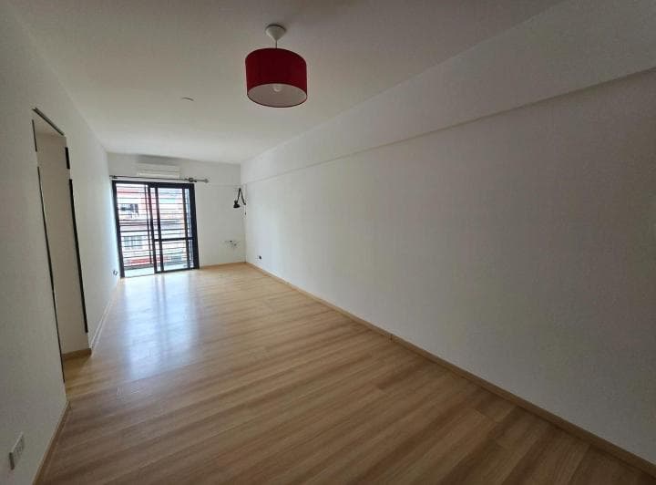 Departamento 3 Ambientes con Balcon - Caballito - 3