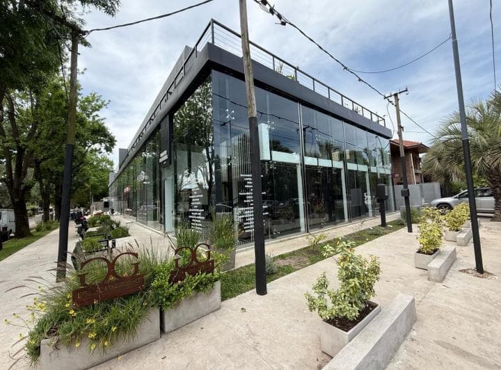 Local en Venta City Bell - 3