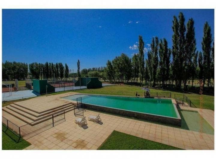 Inmobiliaria Vende en Exclusiva Lote en Barrio Privado Sauces de Limay - 5