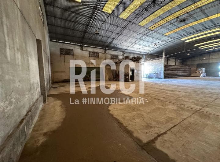 Venta de Galpon en Berazategui - 3