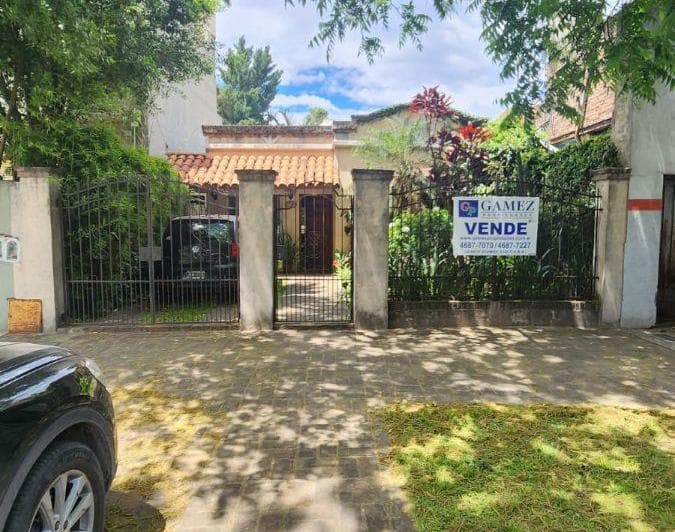 Hermosa Casa de 3 Amb. con Cochera y Fondo Perín Al 3600 y Gral. Paz Ciudadela - 3
