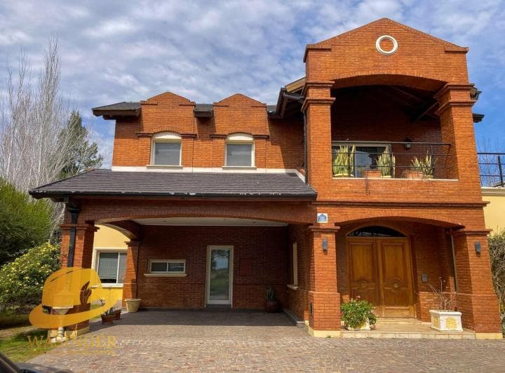 Casa en San Eliseo de 5 Ambientes - 3