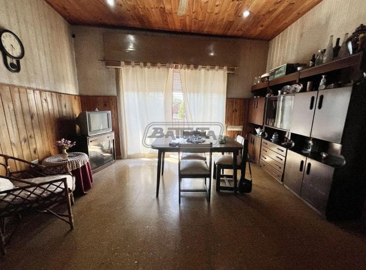 Departamento 6 Ambientes. | San Martin Al 300 - 4