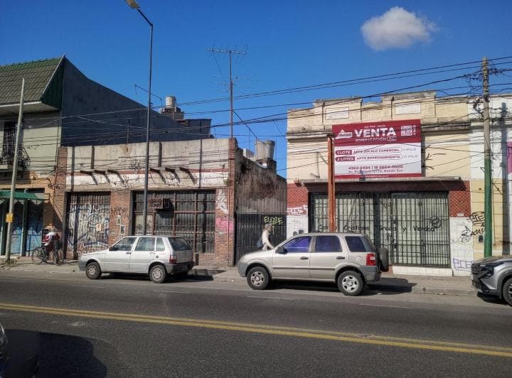 Venta! Local a Refaccionar - Zona Comercial - Ituzaingó Sur - 2